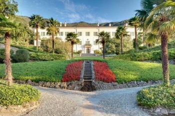 The magnificent country house in the city of Komo