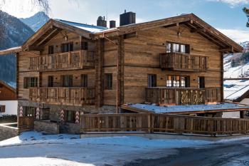 The unique chalet overlooking alpine skiing slopes