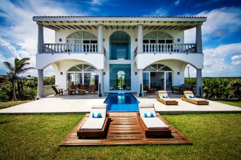 The magnificent country house in the resort of Riviera Maya