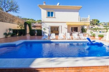 The delightful country house in La Foustere