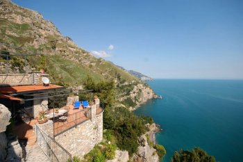 Позитано, уютные апартаменты на самом красивом побережье Италии