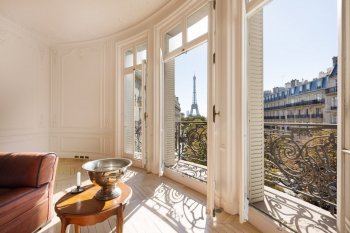 Великолепная квартира в 16м районе Парижа