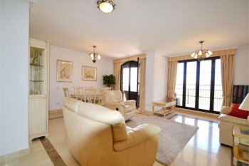 Prestigious Apartments in Los Arqueros: Comfort and Luxury in Benahavis