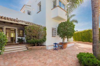 Villa on the Mediterranean coast
