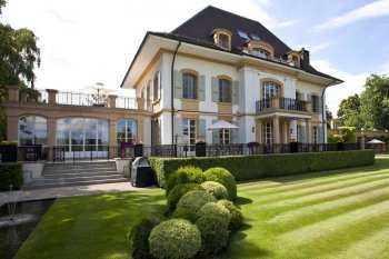 The amazing mansion in Switzerland