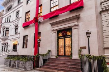 The smart city mansion overlooking the Central park