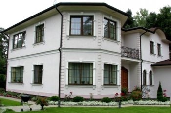 The luxury mansion in Bulduri