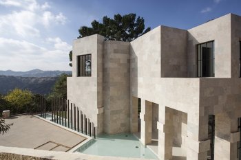 The new mansion in modern style in Bel-Er
