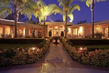 The magnificent mansion in Beverly Hills