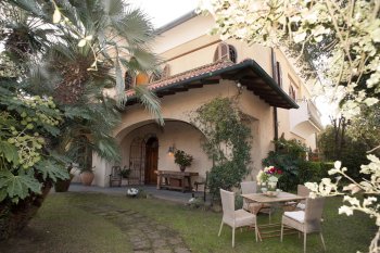 Nice country house in Lido di Camaiore