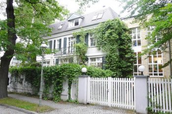 Exclusive country house in the prestigious district of Berlin