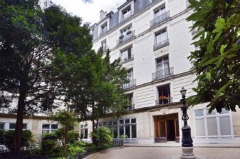 Stylish apartments in Paris