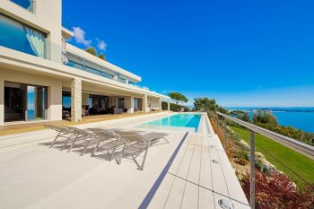 Stylish country house in French riviera