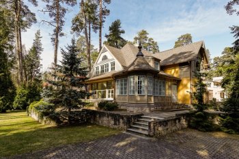 The charming house in Jurmala