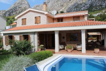 Beautiful country house in the European style in Kotor