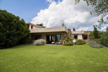 Modern country house near Florence