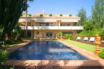Fine country house in Rio Real, Malaga