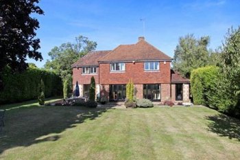 The wonderful house in Tersli, the County of Surrey