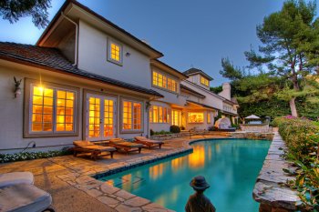 Delightful country house in Beverly Hills