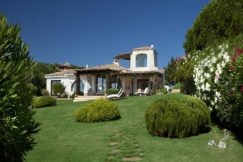 Magnificent country house in Porto Chervo