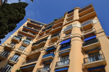 Красивая квартира в Монако