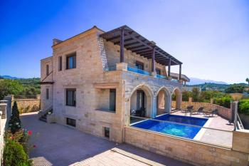 Fine country house on the island of Crete