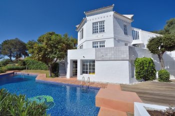 Unique design country house in Marbella