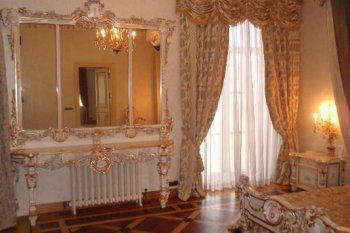 Просторная квартира в центре Риги