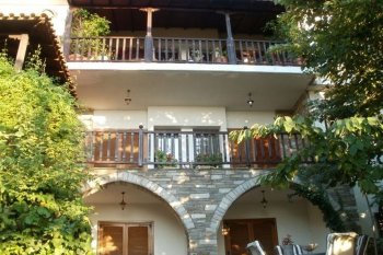 Traditional country house in the city of Thessaloniki