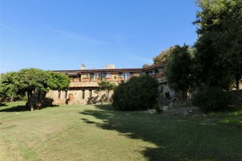 Historical country house in Tuscany