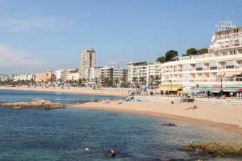 The operating hotel 3 * in Lloret-de-Mar