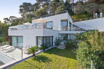 Elegant country house in Saint-Jean-Kap-Ferra