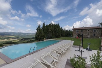 Magnificent country house near Pisa