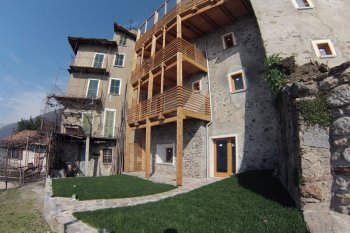 Nice country house on Lake Como