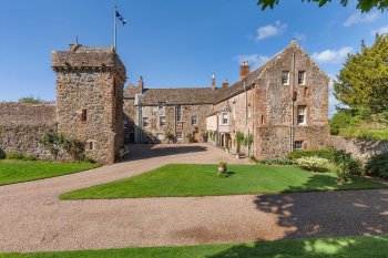 Старинный замок в Шотландии
