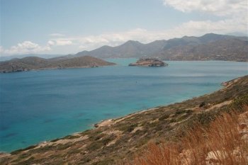 Участок на берегу моря Крита