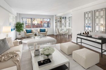 New York, smart apartment between Madison and Park Avenyu