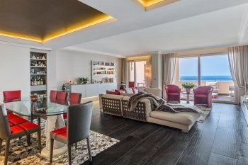 Монако, стильный апартамент