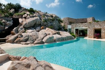 The magnificent country house in Porto Chervo