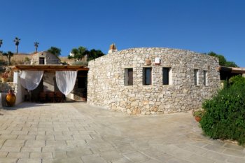 The magnificent country house in Pugliya