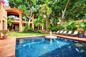 The magnificent country house in Playa-del-Carmen