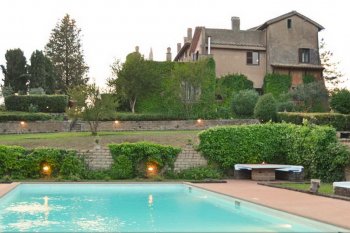 The smart country house near Rome