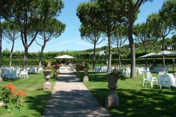 The luxurious house in Rome