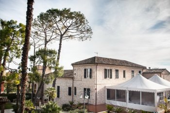 The smart country house in the region Mark