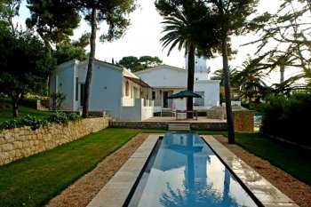 The excellent country house in d's' Cap d'antib