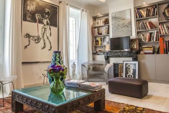Unusual duplex in Biarritz