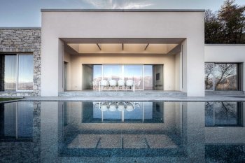 The new country house on the lake Madzhore
