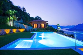 The excellent country house in Piedmont